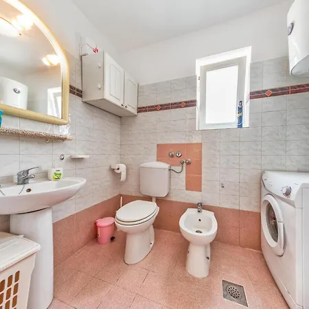 Vlado Apartment *